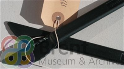 TH\CT\Museum catalogue\3D objects\1999_162_3_th.jpg; 1999.162.3a-b; ;